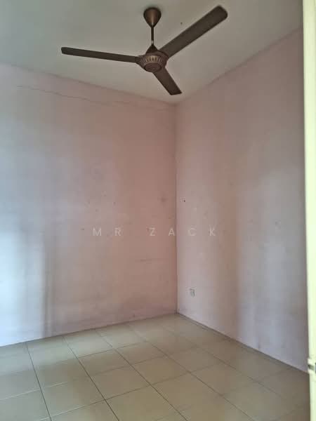 1-storey Terraced House for Sale in Bandar Saujana Putra (Tanjong Duabelas) - Mr Zack - Interior - PropertyGuru.com.my