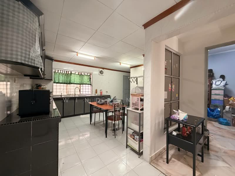 JALAN 2/62C, BANDARA MENJALARA untuk Untuk Dijual - RM 1,160,000, Mac 2026 - Kitchen - PropertyGuru.com.my