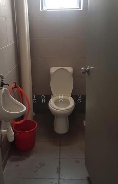Terrace Factory for Rent in Shah Alam (Selangor) - Topman Cheong - Bathroom - PropertyGuru.com.my