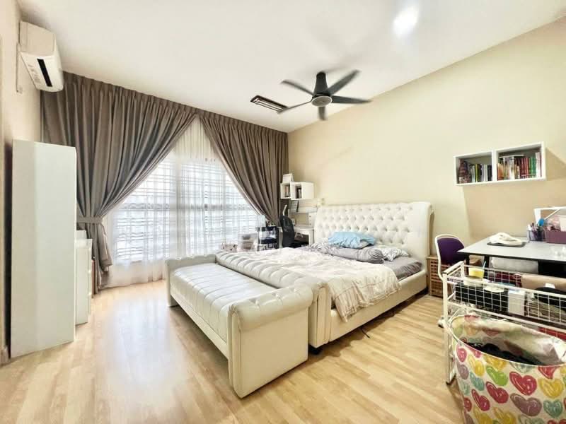 For Sale - Seksyen U16