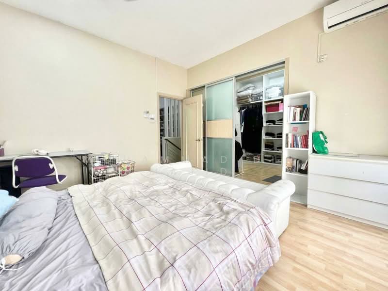 For Sale - Seksyen U16