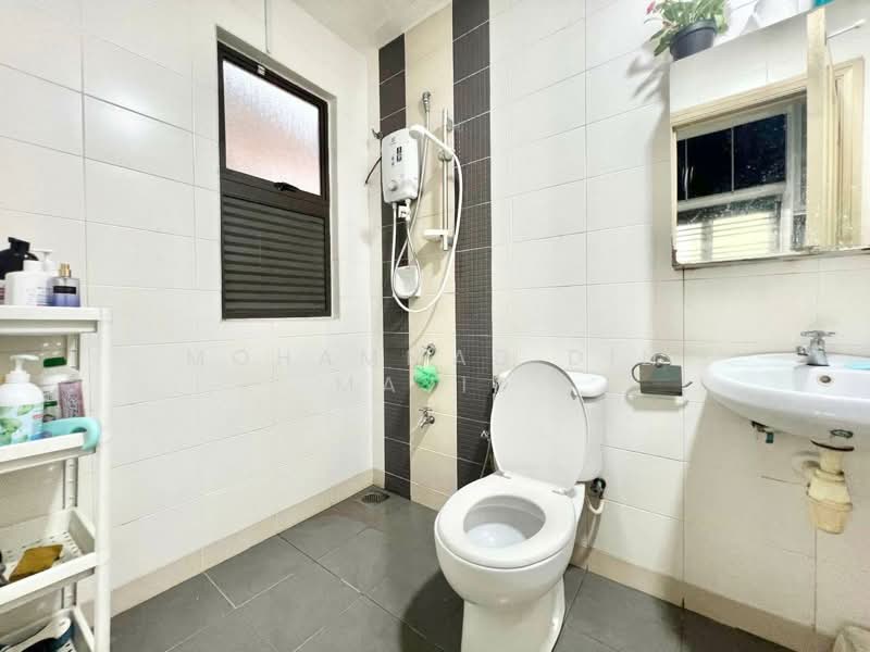 For Sale - Seksyen U16