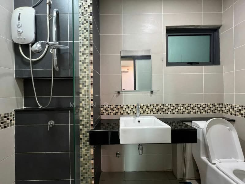 Condominium for Sale at The Vyne - Ming Ju Li - Bathroom - PropertyGuru.com.my