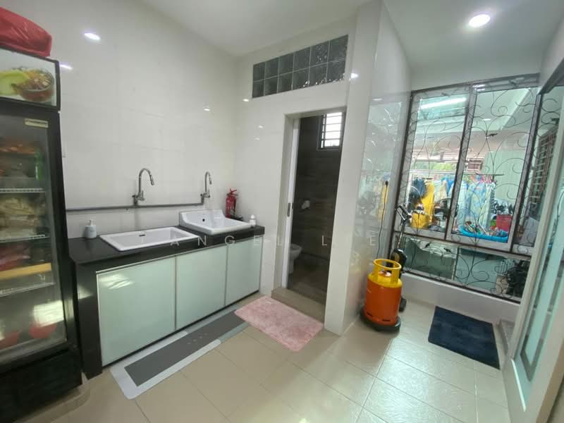 Semi-Detached House for Sale in Skudai (Johor) - Angel Lee - Kitchen - PropertyGuru.com.my