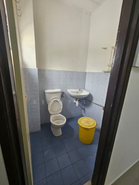 Rumah Teres 2 Tingkat untuk Disewa di Cheras (Selangor) - Kenny Lai - Bathroom - PropertyGuru.com.my