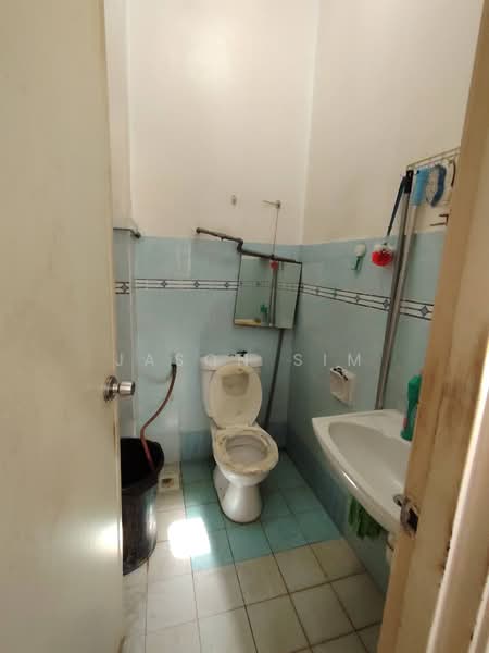 1-storey Terraced House for Sale in Taman Setia Indah (Tebrau) - Jason Sim - Bathroom - PropertyGuru.com.my