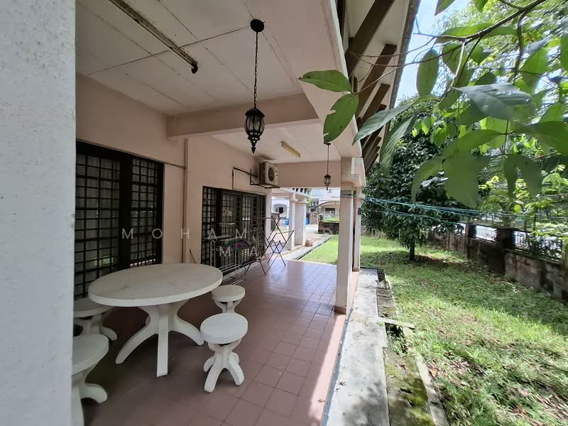 2-storey Terraced House for Sale in Bukit Jelutong (Shah Alam) - Mohammad Din Majid - Exterior - PropertyGuru.com.my
