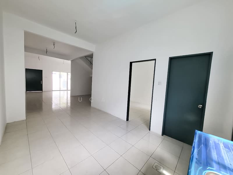 2-storey Terraced House for Sale in Taman Scientex Rawang (Rawang) - Lucas Loh - Interior - PropertyGuru.com.my