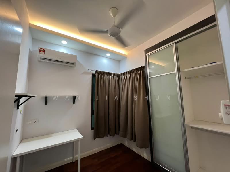 Condominium for Sale at The Vyne - Wan Jia Shun - Bedroom - PropertyGuru.com.my