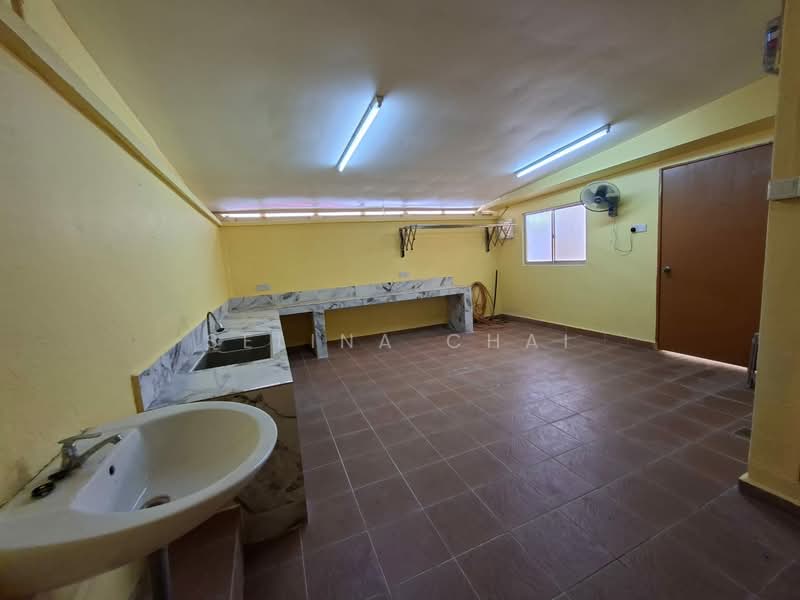 Rumah Teres 2 Tingkat untuk Dijual di Petaling Jaya (Selangor) - Selina Chai - Kitchen - PropertyGuru.com.my