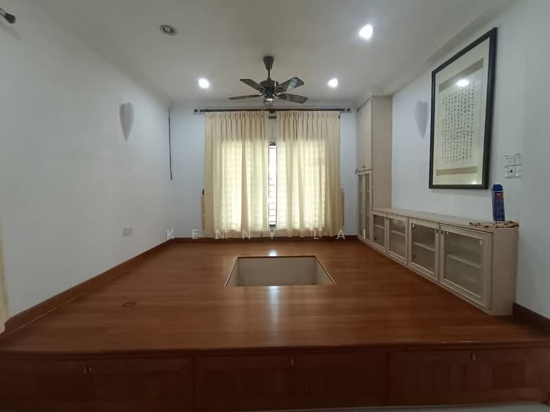2-storey Terraced House for Sale in Cheras (Selangor) - Kenny Lai - Living Room - PropertyGuru.com.my
