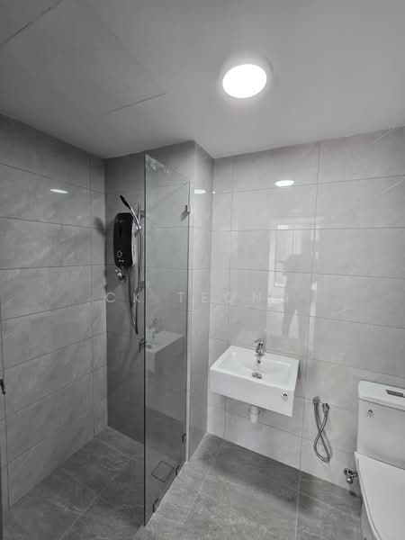 Altris Residences @ The Quartz WM untuk Untuk Disewa - RM 2,500 /bulan, Mac 2026 - Bathroom - PropertyGuru.com.my