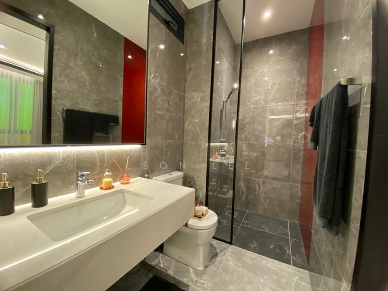 Service Residence for Sale at Skylon Residences - Leon Lee - Bathroom - PropertyGuru.com.my