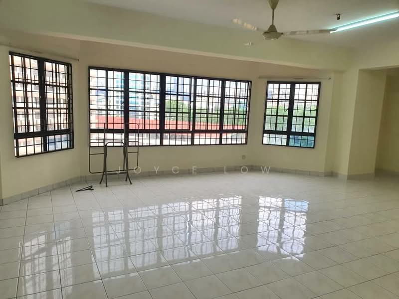 Bayu Tasik 1 untuk Untuk Dijual - RM 390,000, Mac 2026 - Living Room - PropertyGuru.com.my
