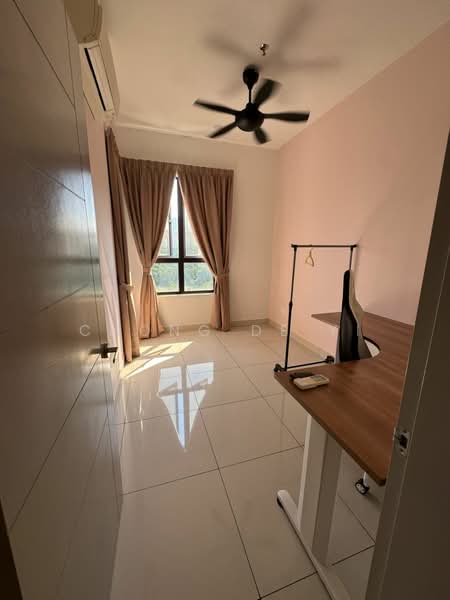 Service Residence for Sale at Ten Kinrara - Chong De Yi - Study - PropertyGuru.com.my