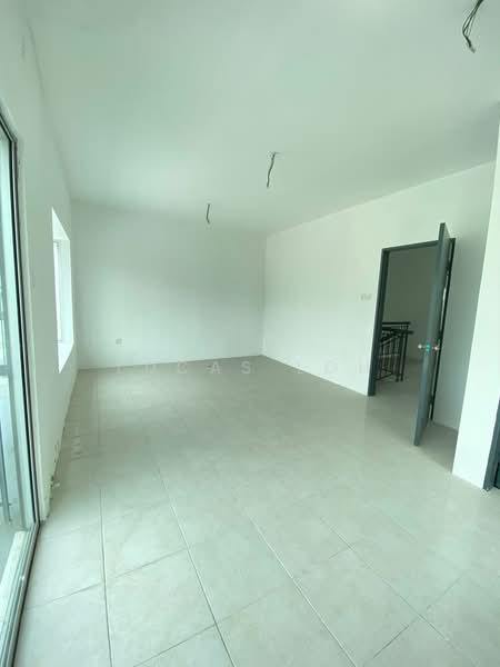 2-storey Terraced House for Sale in Taman Scientex Rawang (Rawang) - Lucas Loh - Interior - PropertyGuru.com.my
