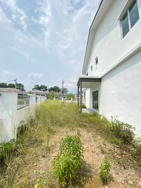 2-storey Terraced House for Sale in Taman Scientex Rawang (Rawang) - Lucas Loh - Exterior - PropertyGuru.com.my