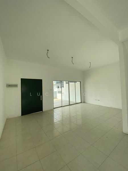 2-storey Terraced House for Sale in Taman Scientex Rawang (Rawang) - Lucas Loh - Living Room - PropertyGuru.com.my