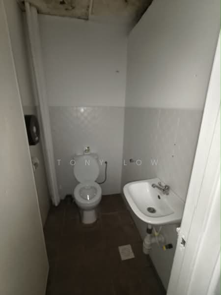 Retail Space for Rent in Seksyen 10 (Kota Damansara) - Tony Low - PropertyGuru.com.my