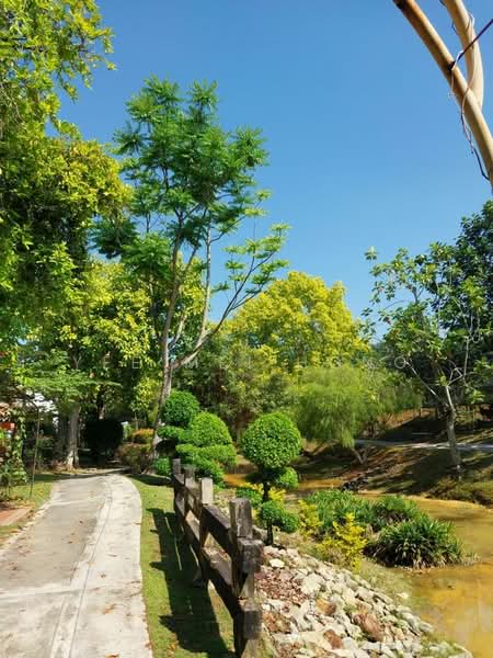 Bungalow for Sale in Setia Eco Park (Setia Alam) - Yee Mei Hong - Garden - PropertyGuru.com.my