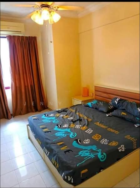 Condominium for Sale at Marina Bay Condominium - Jenny Leong - Bedroom - PropertyGuru.com.my