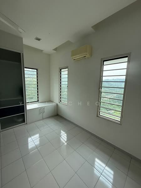 Condominium for Sale at T-Parkland - Yanis Cheong - Bedroom - PropertyGuru.com.my