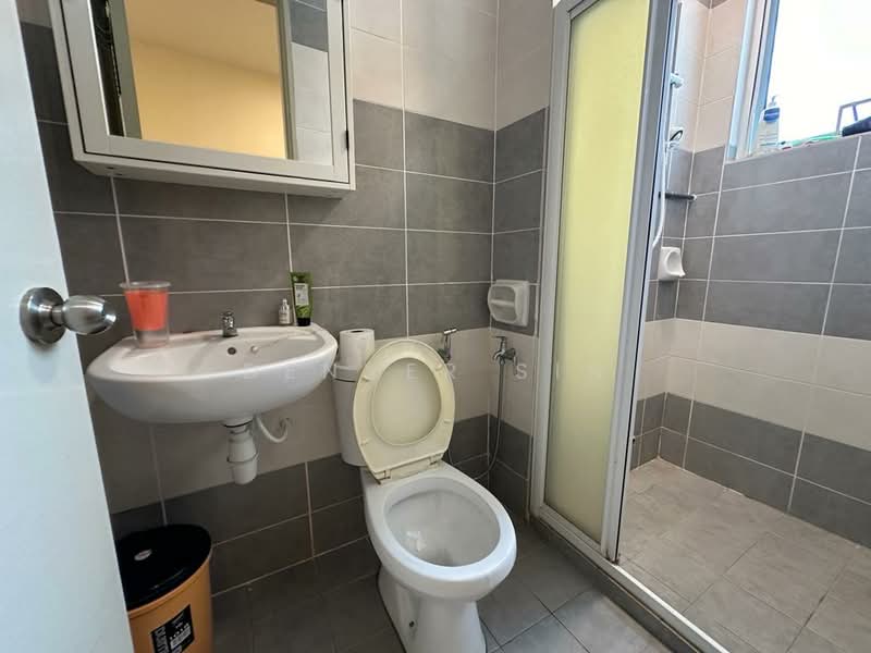 Goodview Heights untuk Untuk Dijual - RM 850,000, Mac 2026 - Bathroom - PropertyGuru.com.my