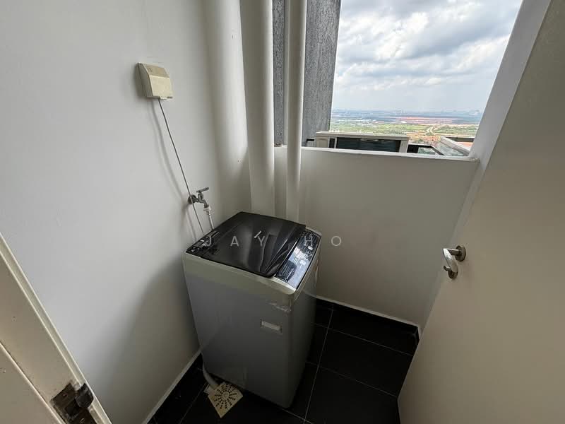 D'Pristine untuk Untuk Disewa - RM 1,600 /bulan, Mac 2026 - Balcony - PropertyGuru.com.my