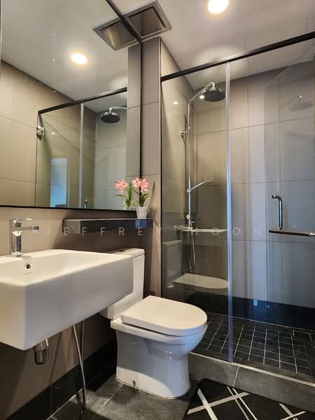 Service Residence for Sale at Bloomsvale Menara Vista Petaling - Jeffrey Hoon - Bathroom - PropertyGuru.com.my