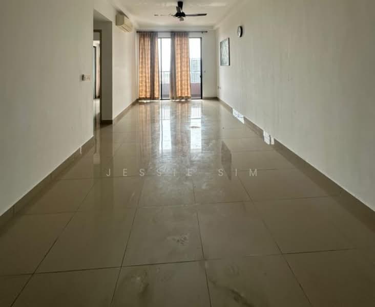 D'Aman Residences @ Puchong untuk Untuk Dijual - RM 300,000, Apr 2026 - Living Room - PropertyGuru.com.my