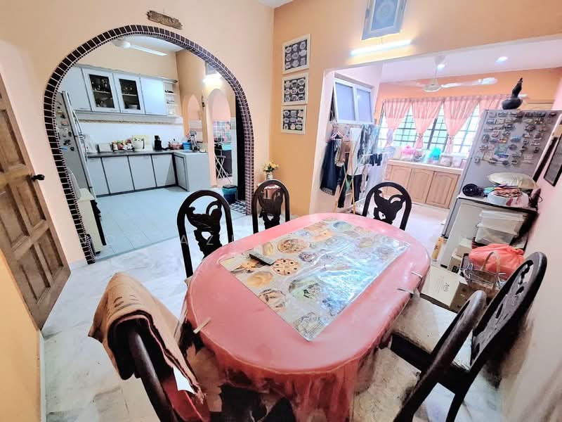 2-storey Terraced House for Sale in Usj 11 (Subang Jaya) - Nor Azdlin Adnan - Kitchen - PropertyGuru.com.my