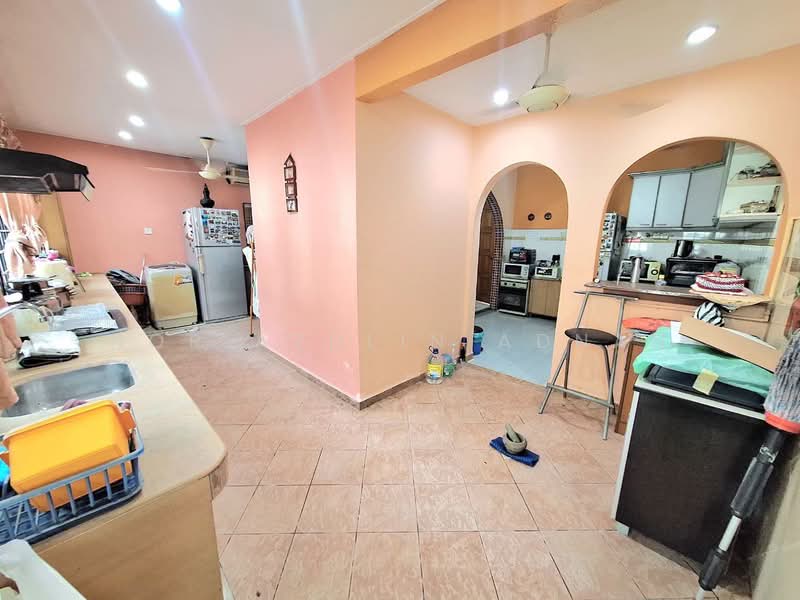 2-storey Terraced House for Sale in Usj 11 (Subang Jaya) - Nor Azdlin Adnan - Kitchen - PropertyGuru.com.my