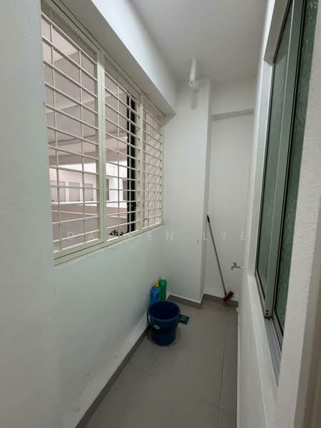 Kondominium untuk Disewa di The Navens - Darren Lye - Balcony - PropertyGuru.com.my