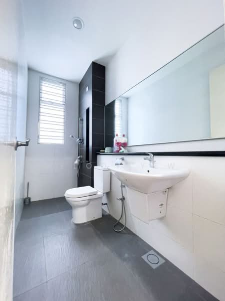 Rumah Banglo untuk Dijual di Taman Desa Tebrau (Tebrau) - Melody Yew - Bathroom - PropertyGuru.com.my