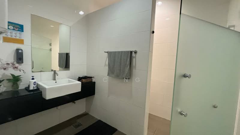 Pejabat untuk Disewa di Mutiara Damansara (Selangor) - FC Ng - Bathroom - PropertyGuru.com.my