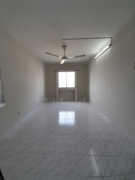 Condominium for Rent at Amadesa Resort Condominium - Rain Tan - Interior - PropertyGuru.com.my