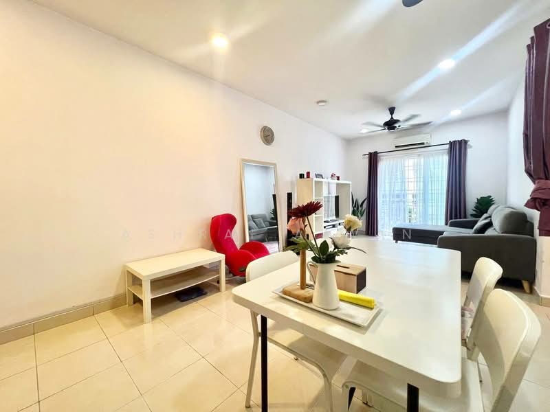Condominium for Sale at Kristal Heights - Ashraf Azwan - Living Room - PropertyGuru.com.my