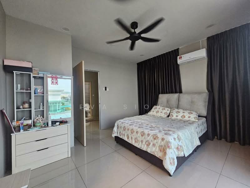 Cluster House for Sale in Skudai (Johor) - Eva Siow - Bedroom - PropertyGuru.com.my