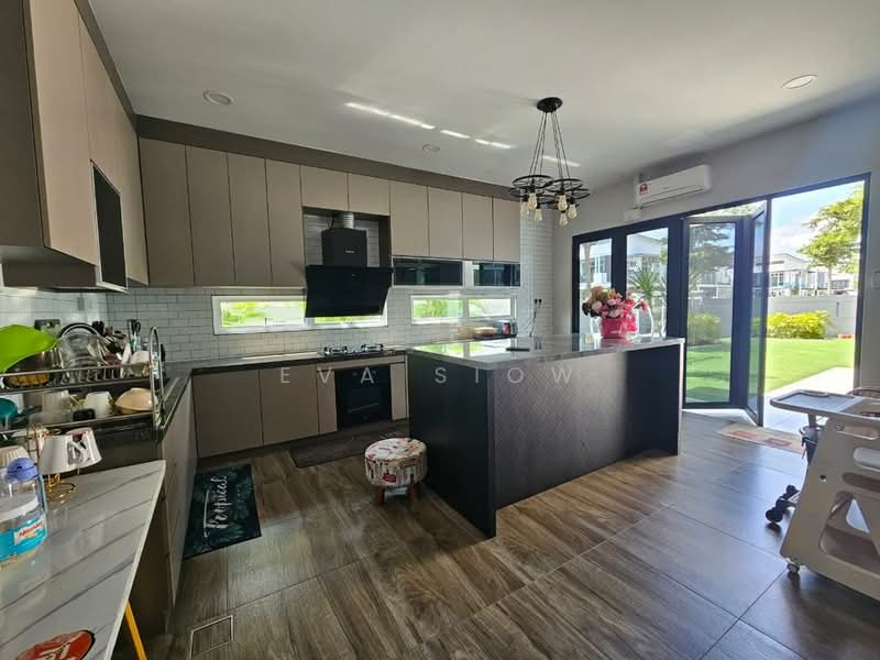 Cluster House for Sale in Skudai (Johor) - Eva Siow - Kitchen - PropertyGuru.com.my