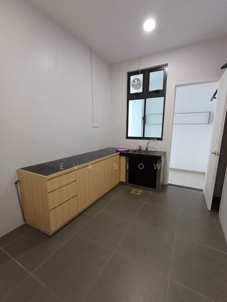Cluster House for Sale in Eco Botanic (Iskandar Puteri (Nusajaya)) - Eva Siow - Kitchen - PropertyGuru.com.my
