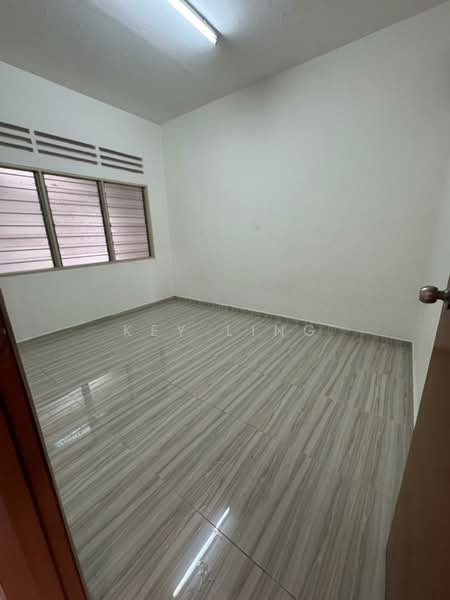 2-storey Terraced House for Rent in Taman Paramount (Petaling Jaya) - Key Ling - PropertyGuru.com.my