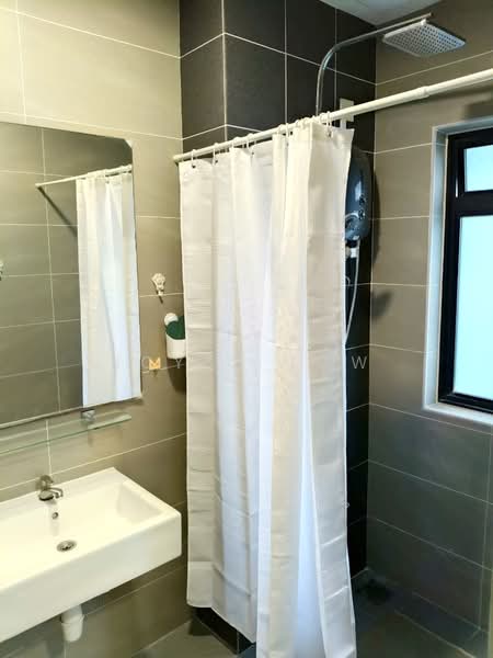 Servis Apartment untuk Disewa di HYVE - Joyce Low - Bathroom - PropertyGuru.com.my