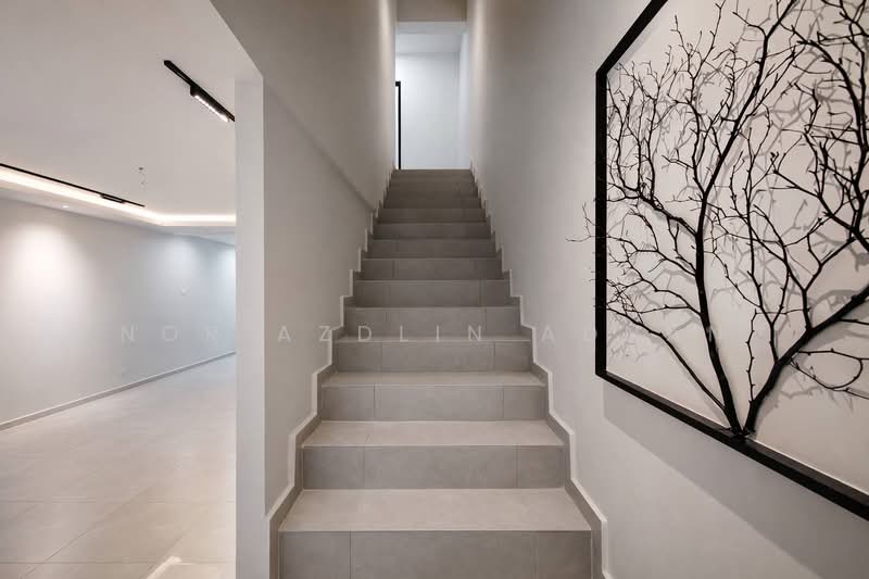 Double Storey Terrace Taman Puchong Utama untuk Untuk Dijual - RM 645,000, Mac 2026 - Corridor - PropertyGuru.com.my