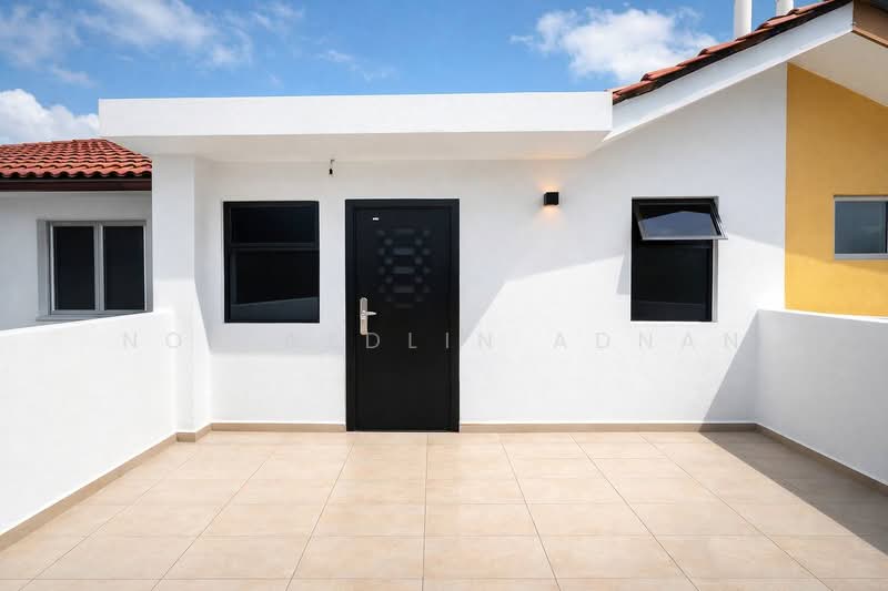 Double Storey Terrace Taman Puchong Utama untuk Untuk Dijual - RM 645,000, Mac 2026 - Exterior - PropertyGuru.com.my