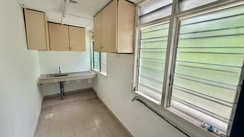 2-storey Terraced House for Sale in Ampang (Kuala Lumpur) - Ashraf Azwan - Kitchen - PropertyGuru.com.my