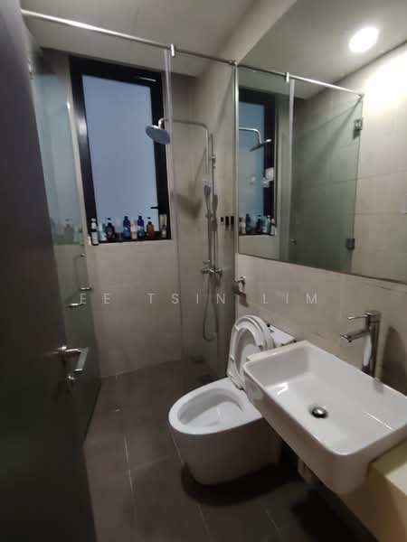 Service Residence for Rent at KL Gateway Premium Residences - Ee Tsin Lim - Bathroom - PropertyGuru.com.my