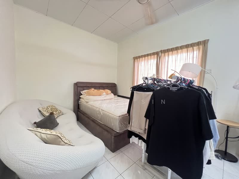 Taman Puncak Jalil untuk Untuk Dijual - RM 950,000, Mac 2026 - Bedroom - PropertyGuru.com.my