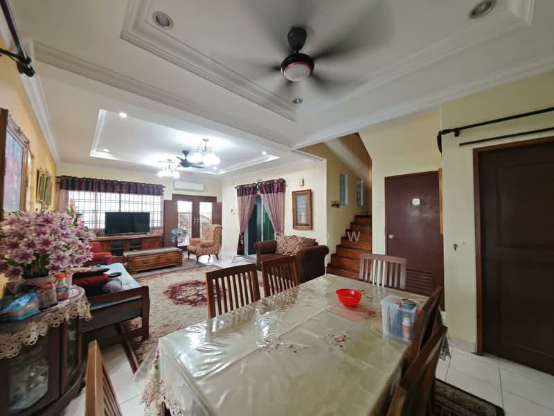 2-storey Terraced House for Sale in Taman Impian Emas (Skudai) - Eva Siow - Living Room - PropertyGuru.com.my