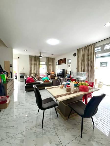 Cluster House for Sale in Taman Ekoflora (Johor Bahru) - Jordan . - Living Room - PropertyGuru.com.my