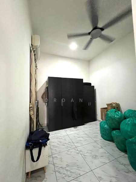 Cluster House for Sale in Taman Ekoflora (Johor Bahru) - Jordan . - Bedroom - PropertyGuru.com.my